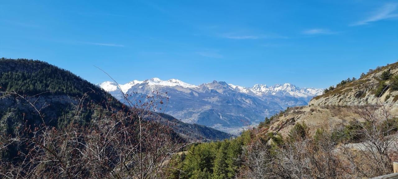 L'Auberge Saint-Vincent-les-Forts Екстериор снимка